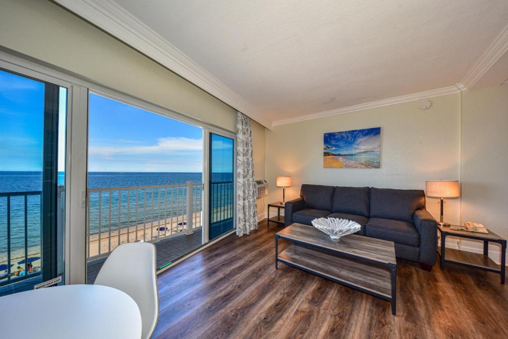 Oceanfront King Suite at Sun Tower Hotel & Suites on the Beach