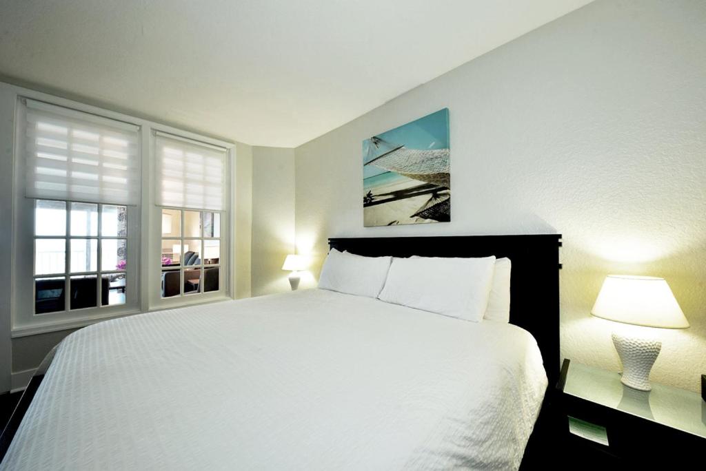 Oceanfront King Suite at Sun Tower Hotel & Suites on the Beach