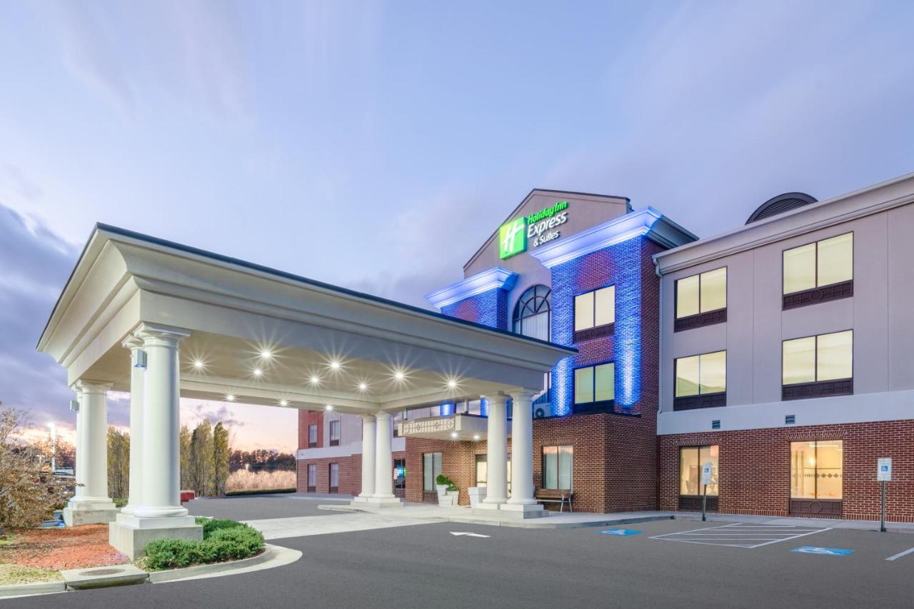 | Holiday Inn Express Hotel & Suites Tappahannock