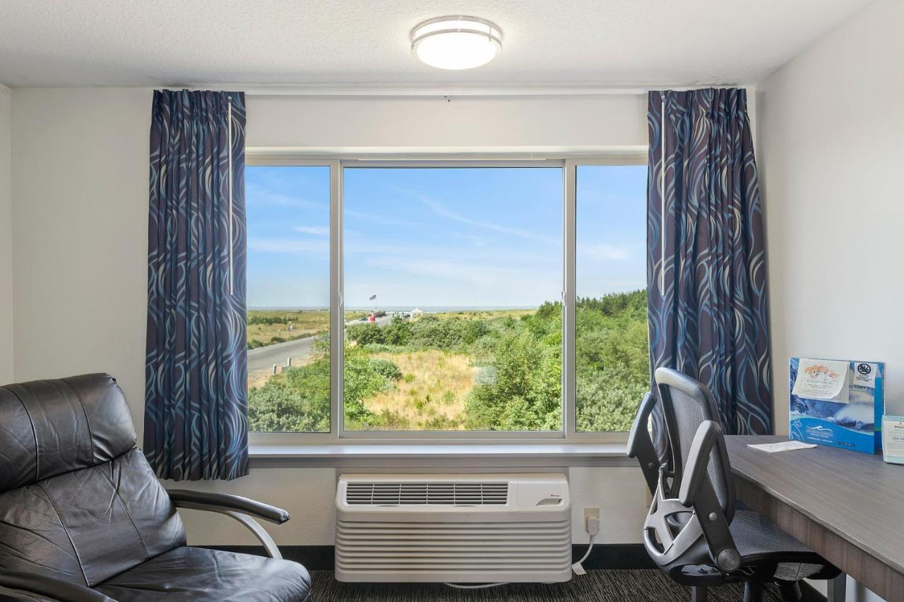 Queen Room -Disability Access - Ocean View at Oceanview Inn At The Arch