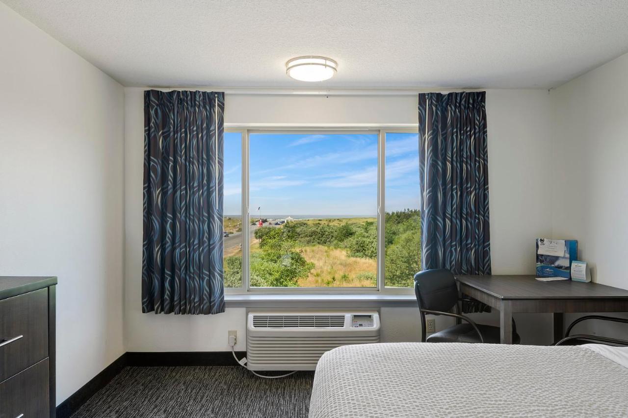 Queen Room -Disability Access - Ocean View at Oceanview Inn At The Arch