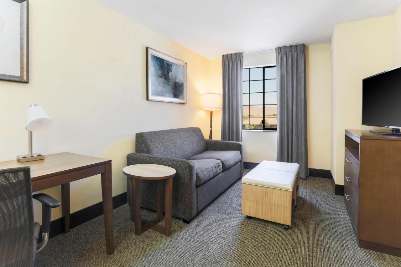 One-Bedroom King Suite with Sofa Bed at Staybridge Suites Reno by IHG