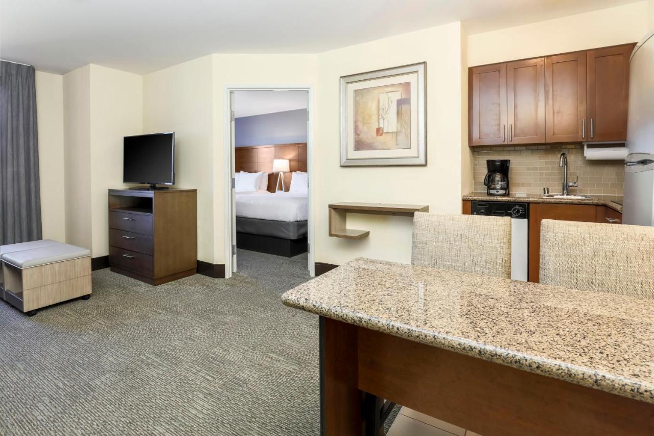 One-Bedroom Two Queen Suite with Sofa Bed at Staybridge Suites Reno by IHG
