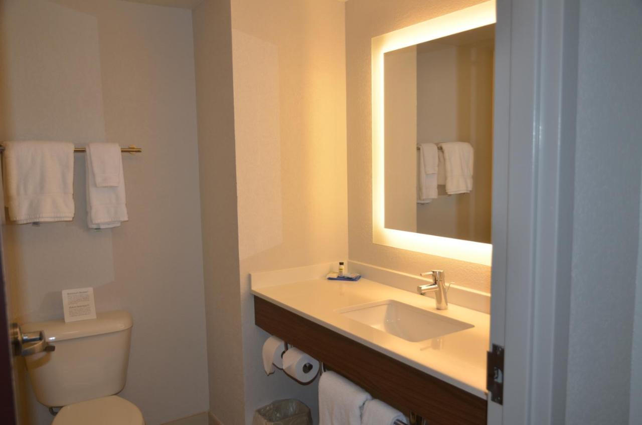 Queen Room with Two Queen Beds - Non-Smoking at Holiday Inn Express & Suites Rochester by IHG