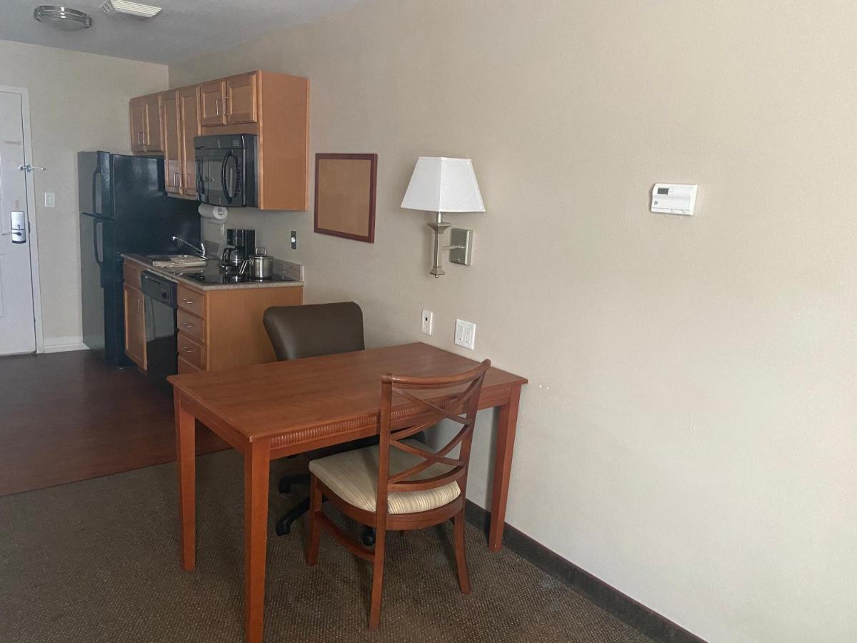 Studio - Non-Smoking at Candlewood Suites La Porte by IHG