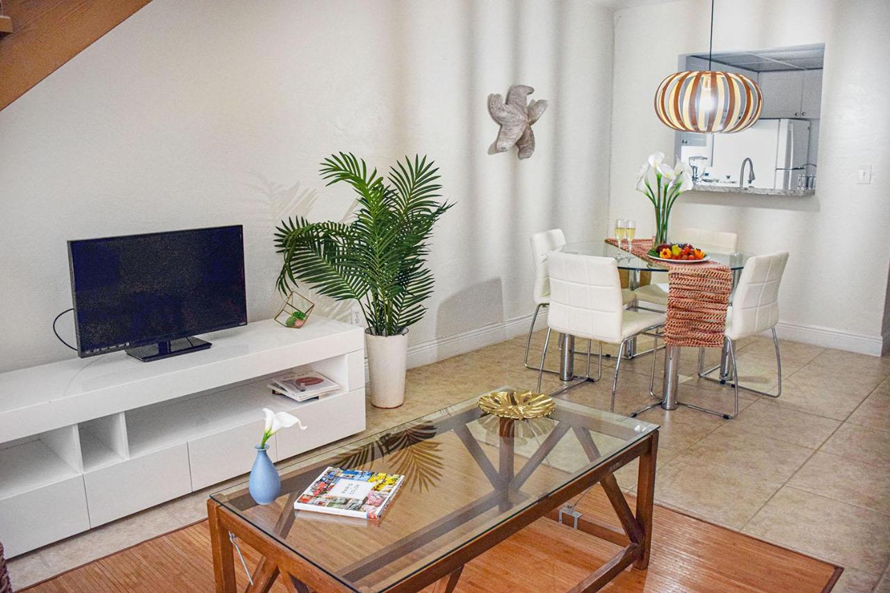 Two-Bedroom Suite at Coral Reef at Key Biscayne