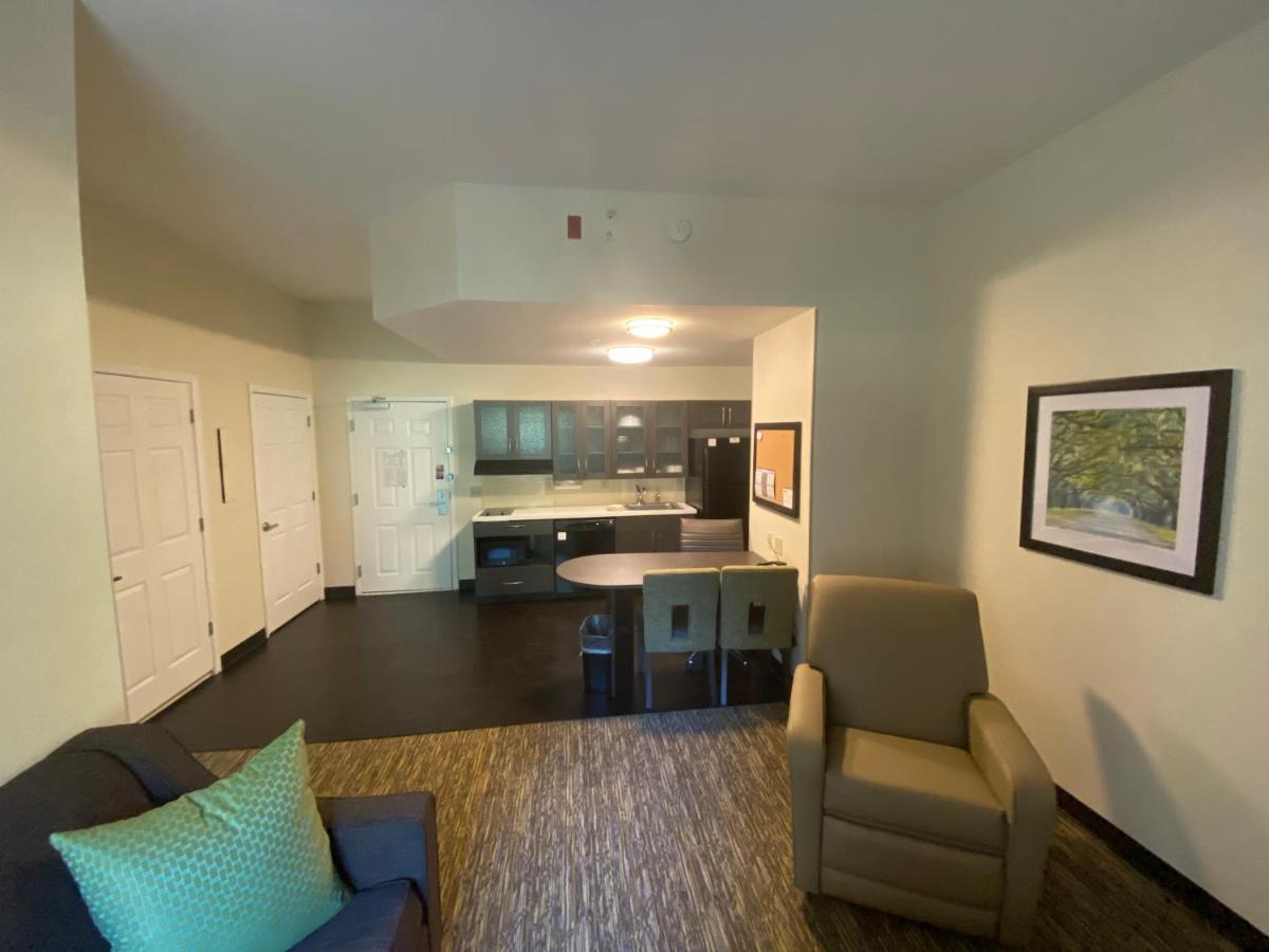 King Suite - Non-Smoking at Candlewood Suites Hattiesburg, an IHG Hotel