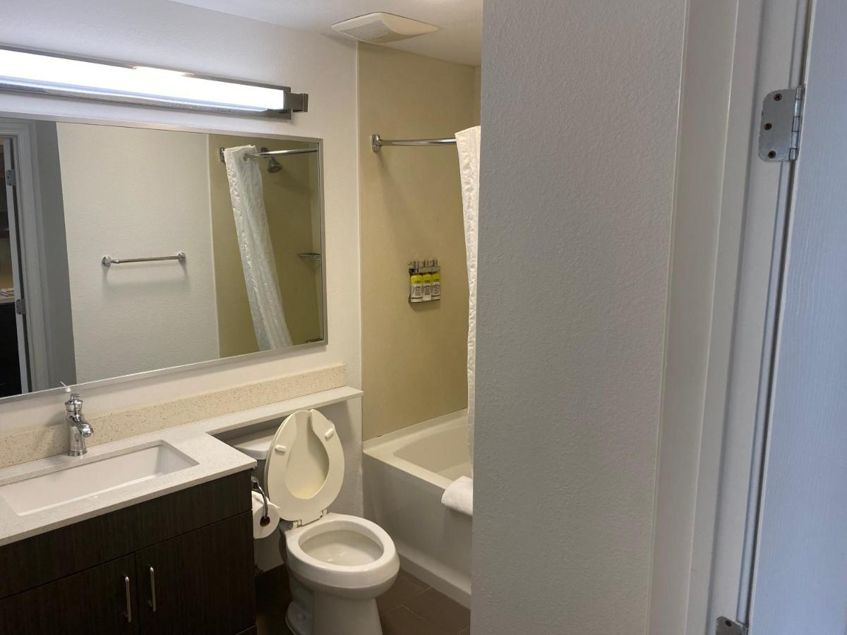 King Studio - Non-Smoking at Candlewood Suites Hattiesburg, an IHG Hotel