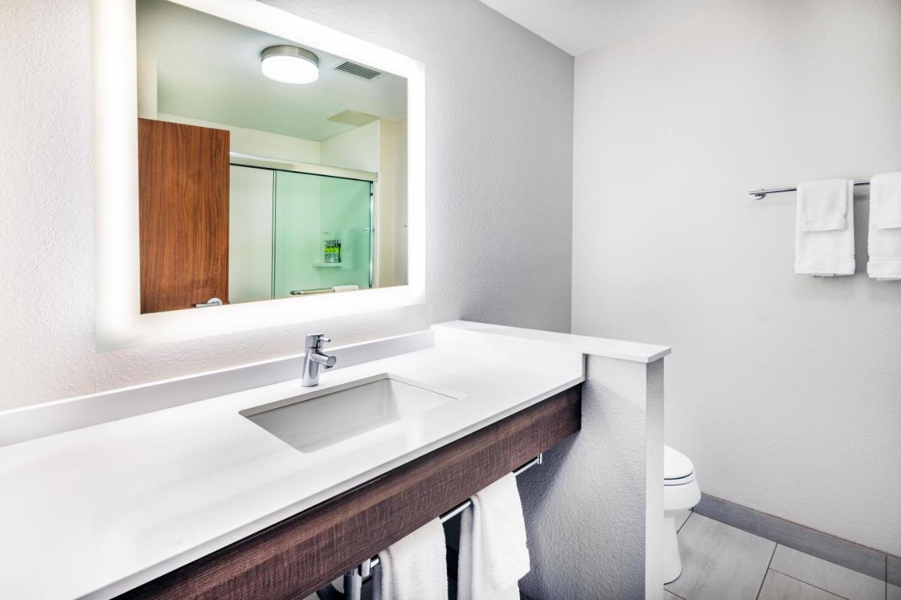 Queen Room with Two Queen Beds at Holiday Inn Express Hotel & Suites Ozona, an IHG Hotel