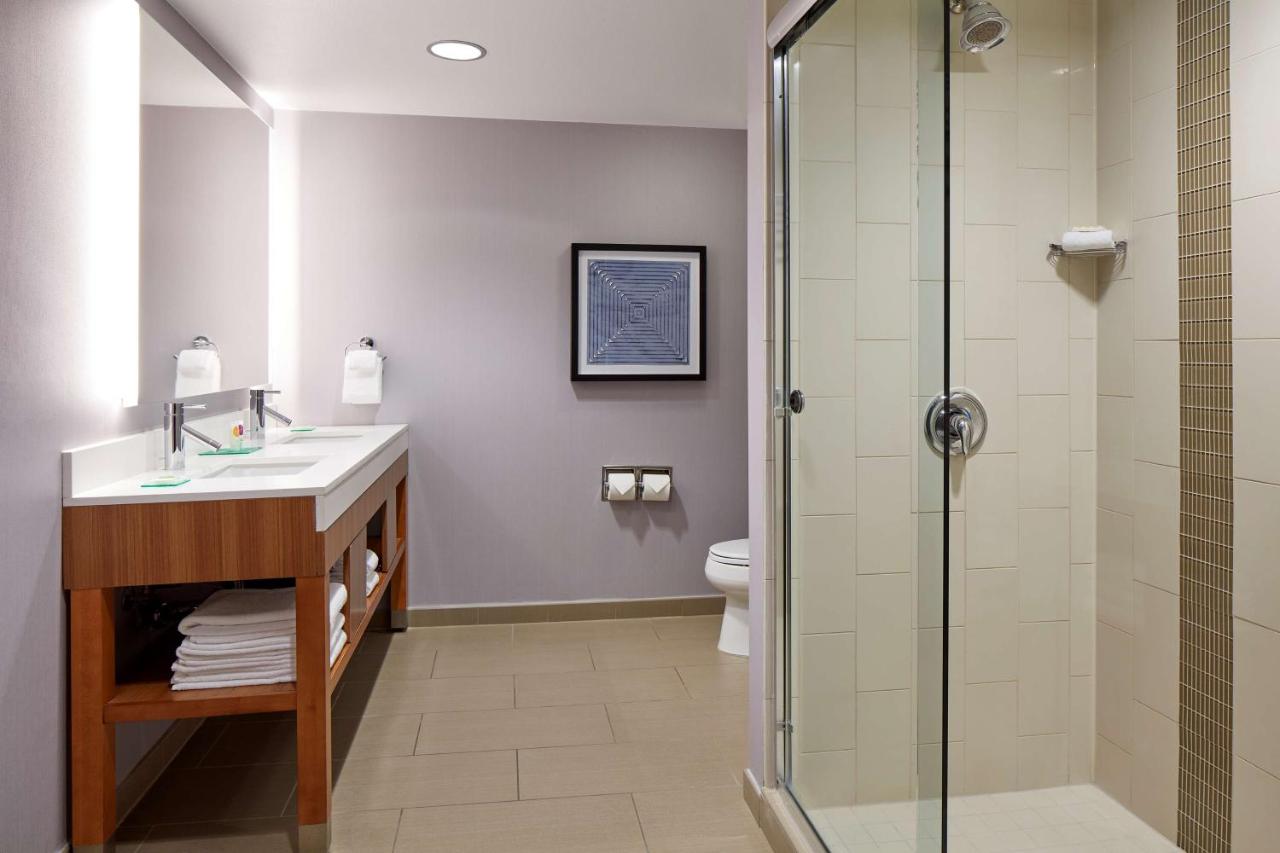 Exec King Bed at Hyatt Place LAX El Segundo