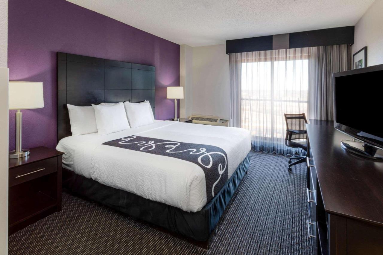 King Room - Disability Access at Bloom Hotel