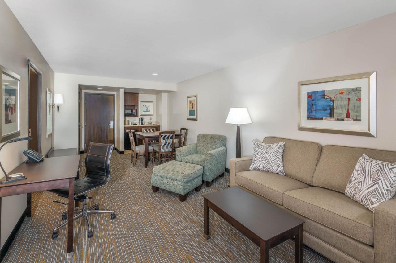 Junior King Suite - Non-Smoking at Wingate by Wyndham St. George