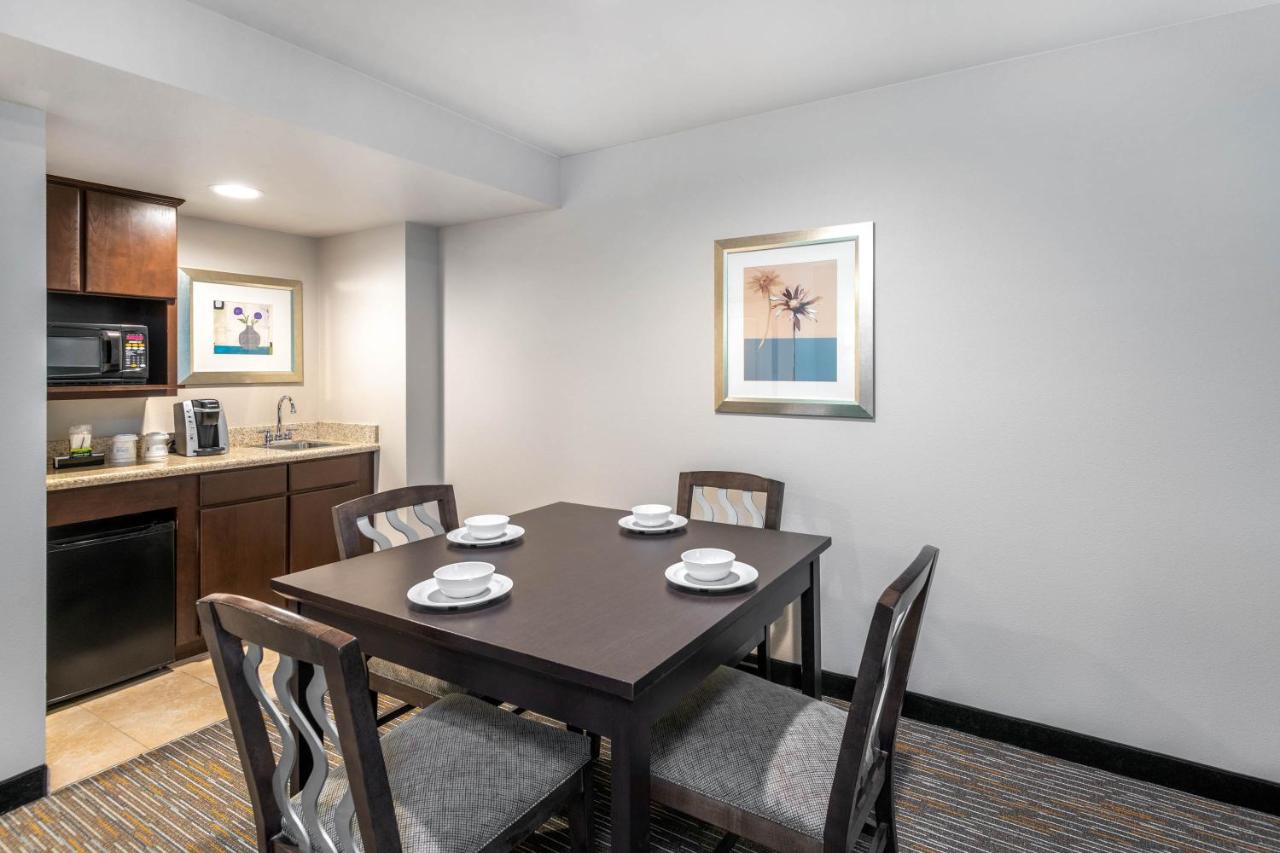 Executive King Suite - Non-Smoking at Wingate by Wyndham St. George