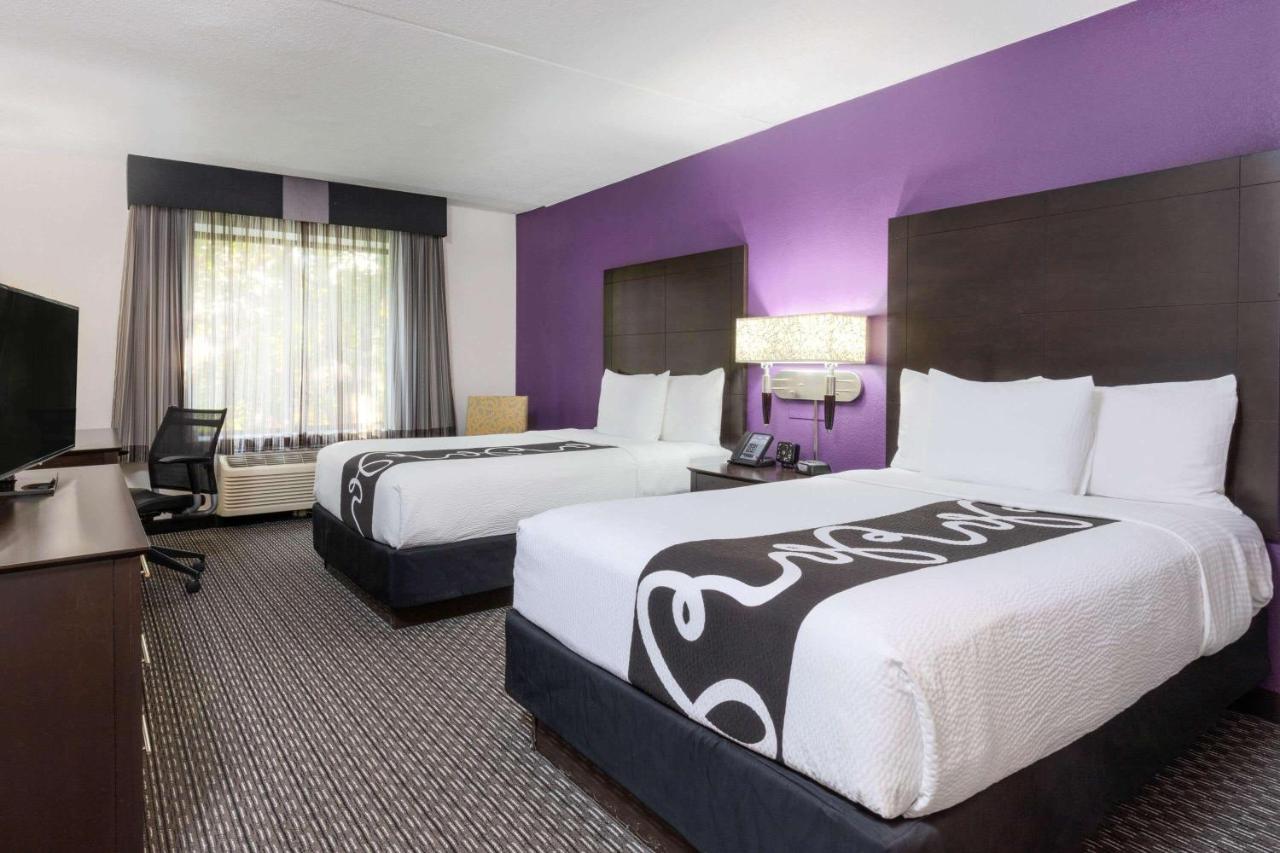 Double Room with Two Double Beds - Disability Access at La Quinta Inn & Suites by Wyndham Clifton/Rutherford