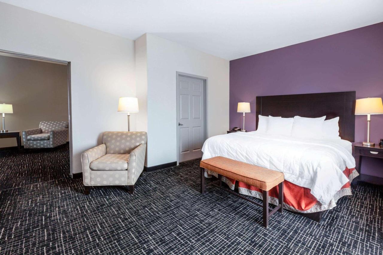 King Suite - Non-Smoking at La Quinta Inn & Suites by Wyndham Lumberton
