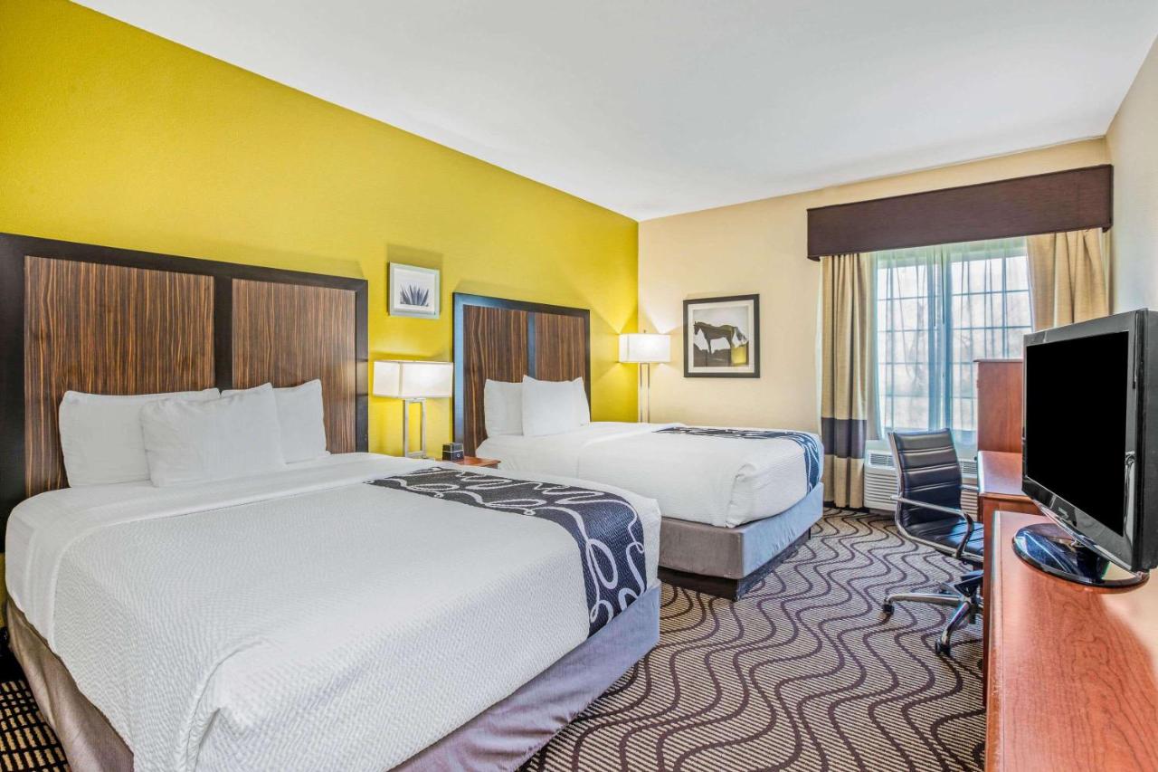 Queen Room with Two Queen Beds - Disability Access at La Quinta Inn & Suites by Wyndham Corpus Christi Northwest