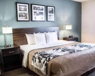 Room #49215212 at Sleep Inn & Suites Monticello