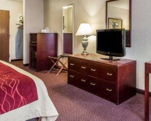 Room #48977707 at Quality Inn & Suites Fort Madison near Hwy 61