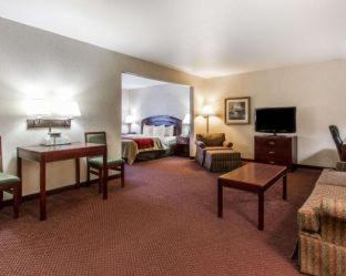 Room #48977708 at Quality Inn & Suites Fort Madison near Hwy 61