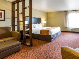 Room #27587406 at Comfort Suites Clovis - Fresno
