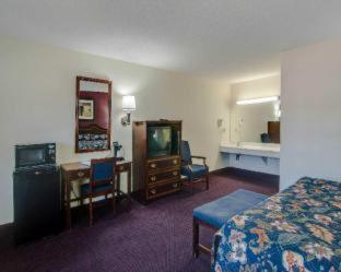 Room #45910713 at Econo Lodge Glade Springs I-81