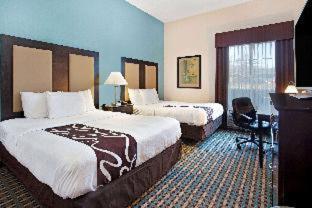 Room #31598311 at La Quinta Inn & Suites by Wyndham Stonington-Mystic Area