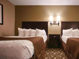 Room #50183540 at Best Western Pontiac Inn