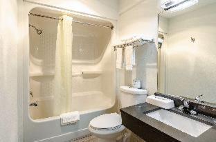 Room #45910714 at Econo Lodge Glade Springs I-81