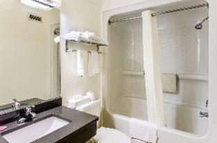 Room #45910714 at Econo Lodge Glade Springs I-81