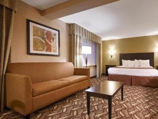 Room #50183544 at Best Western Pontiac Inn