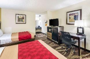 Room #45910716 at Econo Lodge Glade Springs I-81