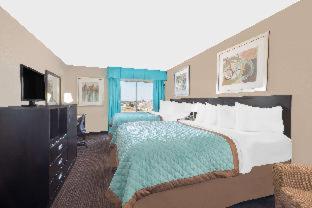 Room #49705314 at Wyndham Garden Midland