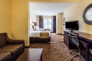 Room #49002217 at SureStay by Best Western Marion