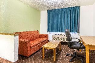 Room #48986705 at Econo Lodge Inn & Suites Pekin - Peoria Area