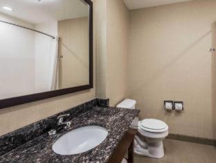 Room #49002218 at SureStay by Best Western Marion