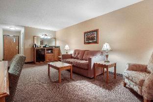 Room #49081428 at Norfolk Lodge & Suites, an Ascend Collection Hotel