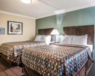 Room #7862918 at Super 8 by Wyndham Meadowlands