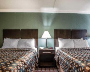Room #7862919 at Super 8 by Wyndham Meadowlands