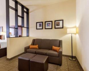 Room #29067307 at Comfort Suites near NASA - Clear Lake