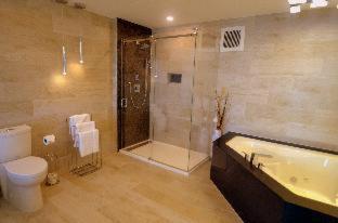 Room #7862920 at Super 8 by Wyndham Meadowlands