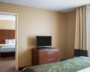 Room #30239015 at Comfort Suites Airport