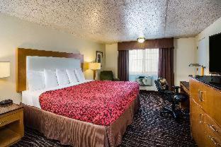 Room #39353721 at Days Inn by Wyndham Yakima