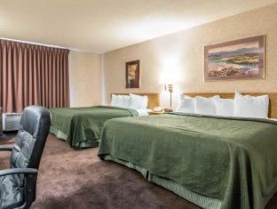 Room #24005911 at Quality Suites San Diego Otay Mesa