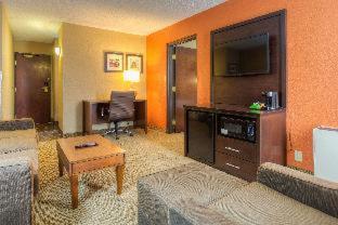 Room #52049813 at Comfort Inn & Suites Evansville Airport