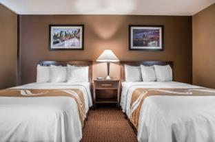 Room #24655010 at Quality Inn Elgin I-90