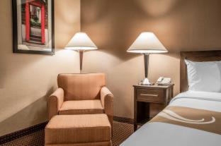 Room #24655013 at Quality Inn Elgin I-90