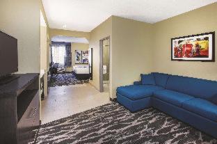 Room #17417115 at La Quinta Inn & Suites by Wyndham Kokomo