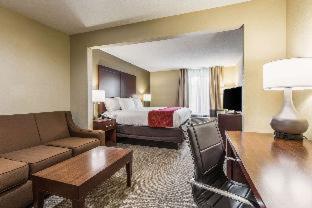 Room #17269127 at Comfort Inn & Suites Greenwood near University