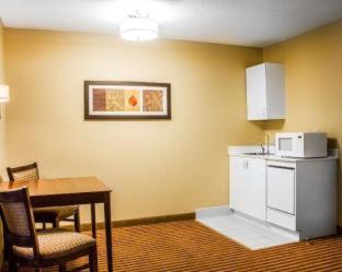 Room #48936713 at Comfort Inn & Suites