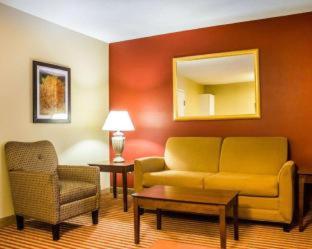 Room #48936713 at Comfort Inn & Suites